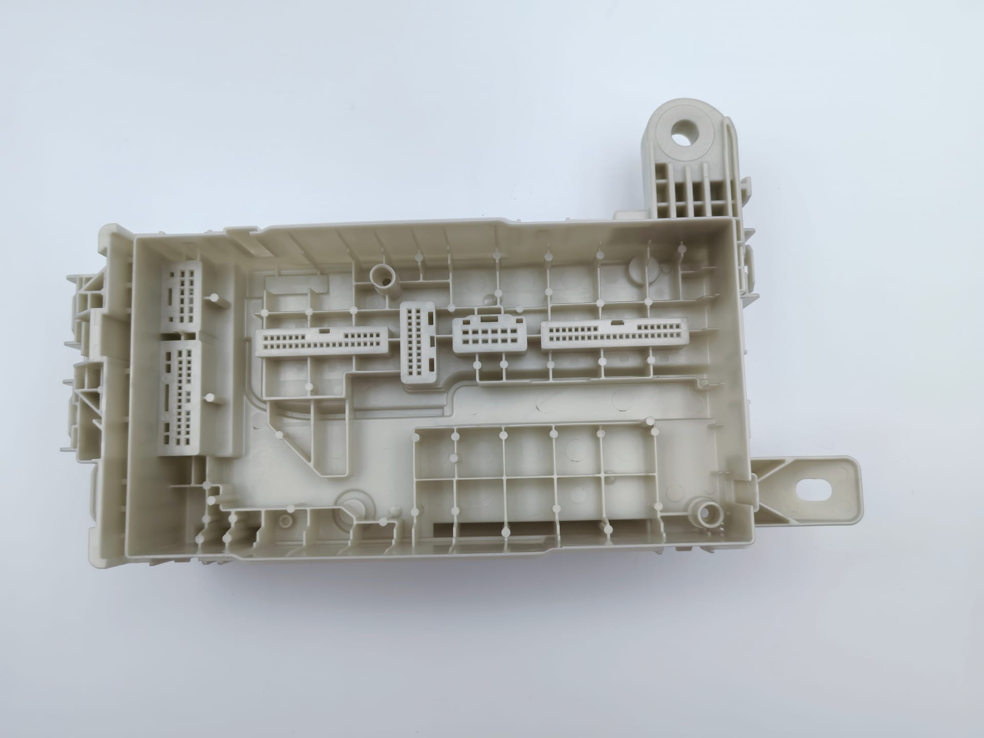 汽车连接器固定架 5