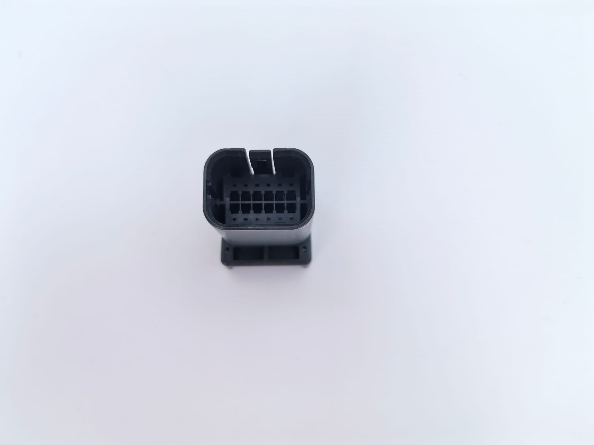 汽车连接器 7