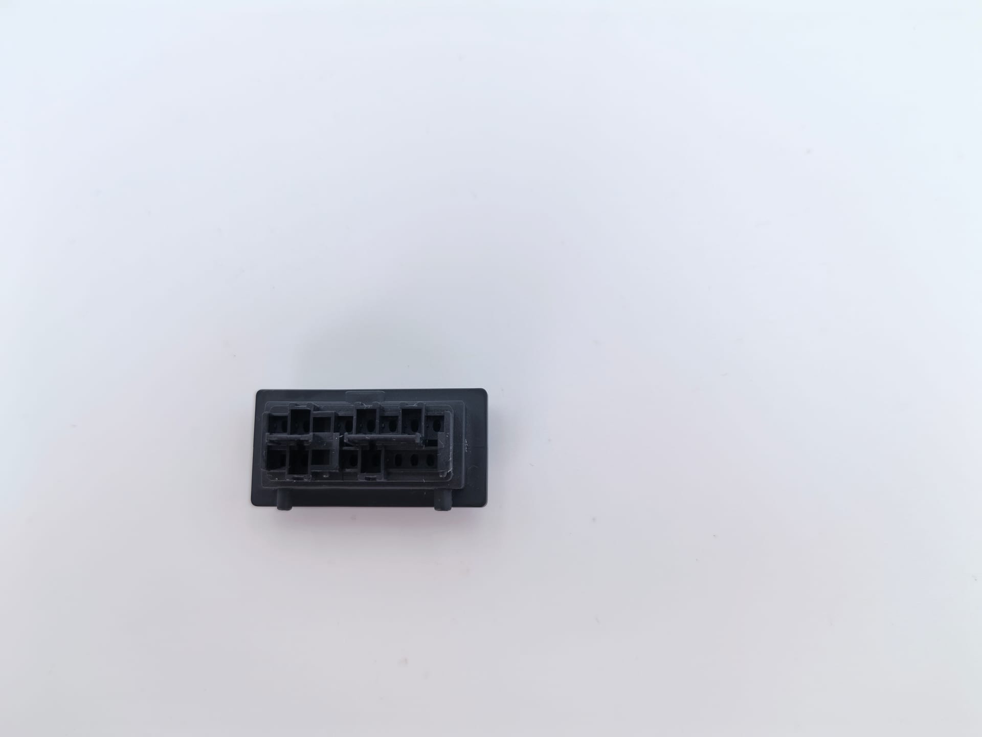 汽车连接器 9